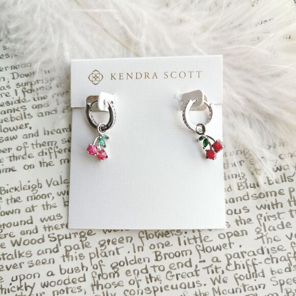 Kendra Scott Cherry Berry Kyocera Opal Silver Earring - Picture 1 of 4